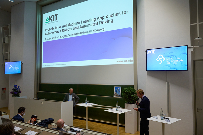 %_tempFileName50-Jahre-Informatik_263%