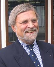 Prof. em. Dr. Roland Vollmar