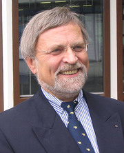 Prof. em. Dr. Roland Vollmar Prof. em. Dr. Roland Vollmar
